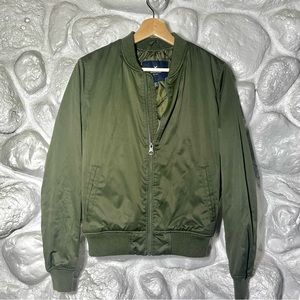 American  Eagle size XS olive bomber jacket